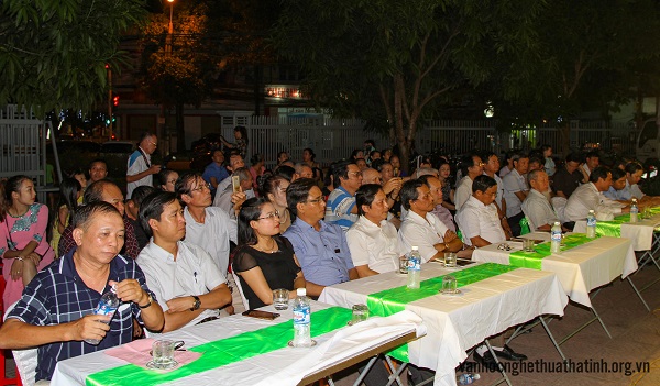 Chương trình thơ nhạc 