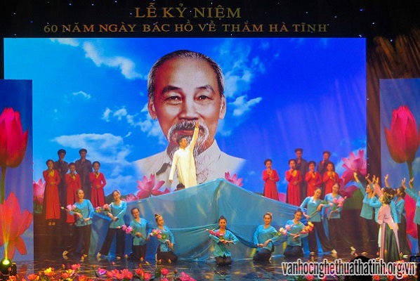 Lễ Kỷ niệm 60 năm Bác Hồ về thăm Hà Tĩnh và 10 năm thành lập thành phố Hà Tĩnh