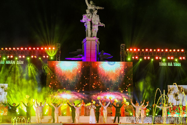 Chương trình nghệ thuật Cõi thiêng Đồng Lộc