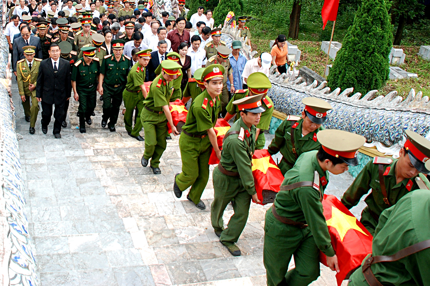 Chùm thơ của Nguyễn Lê, Võ Thị Kim Liên