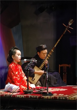 Chim hoạ mi miền đất hát