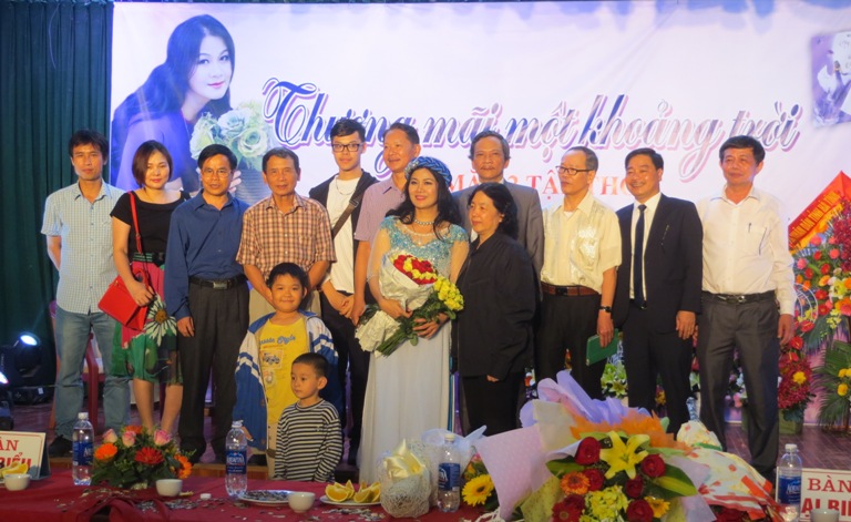 Chương trình ra mắt, giới thiệu hai tập thơ của nữ tác giả Hạnh Loan