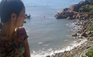 Nữ tác giả Đinh Lan Hương