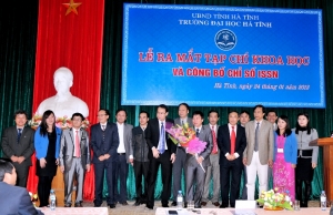 LỄ RA MẮT TẠP CHÍ KHOA HỌC TRƯỜNG ĐẠI HỌC HÀ TĨNH