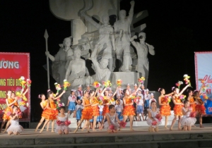 Can Lộc tổ chức kỷ niệm 123 năm ngày sinh Hồ Chủ Tịch