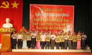 Can lộc tuyên dương 23 nông dân tiêu biểu làm theo gương Bác