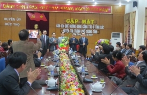 Đức Thọ gặp mặt đồng hương nhân dịp đầu xuân Giáp Ngọ