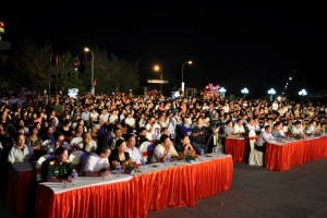 Thiên Cầm biển gọi - Hà Tĩnh khai trương mùa du lịch biển năm 2013