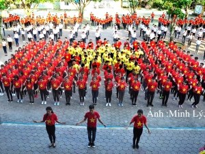 Tuổi trẻ Đoàn trường PTTH Cao Thắng với ngày hội “Tôi yêu tổ quốc tôi”.