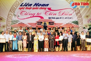 Bế mạc Liên hoan Nghệ thuật quần chúng “Tiếng tơ Tiên Điền”