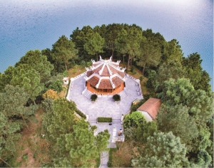 Ghi chép: Đền thiêng trên hồ Kẻ Gỗ