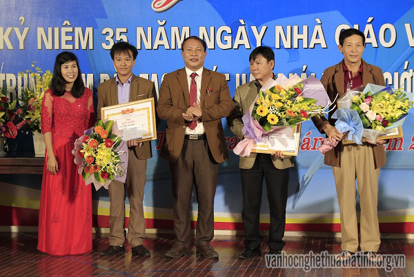 Trung tâm đào tạo & sát hạch lái xe cơ giới Hà An kỷ niệm 35 năm ngày nhà giáo Việt Nam