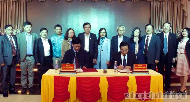 Hai tỉnh Hà Tĩnh và Quảng Bình hợp tác phát triển du lịch