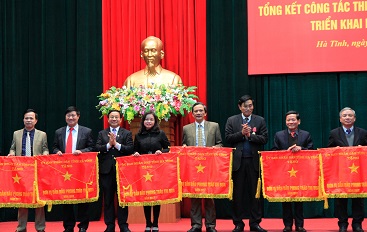  Hà Tĩnh tổng kết công tác thi đua khen thưởng năm 2017