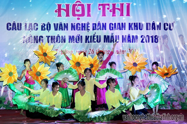 Hội thi Câu lạc bộ văn nghệ dân gian khu dân cư NTM kiểu mẫu tại xã Xuân Trường huyện Nghi Xuân