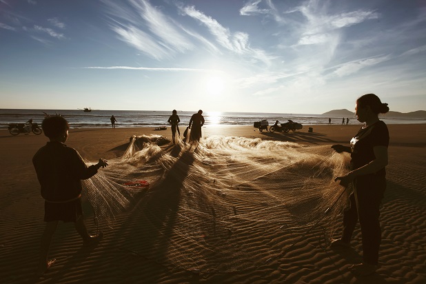 Bình minh huyền ảo trên biển Kỳ Ninh 