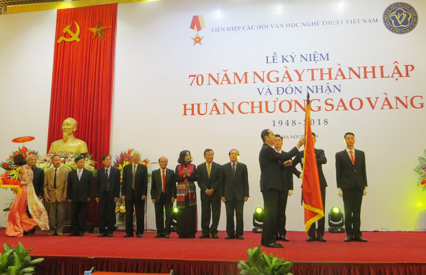 Liên hiệp các Hội Văn học Nghệ thuật Việt Nam tổ chức Lễ kỷ niệm 70 năm ngày thành lập và đón nhận Huân chương Sao Vàng