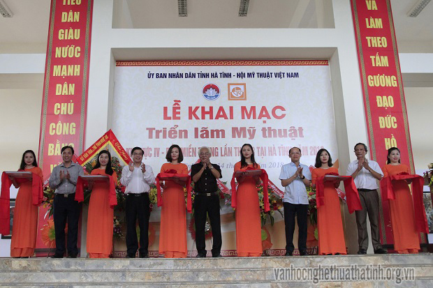 Khai mạc Triển lãm Mỹ thuật khu vực Bắc Miền Trung lần thứ 23 tại Hà Tĩnh