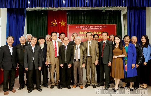 Câu lạc bộ thơ Đường luật Hà Tĩnh tổng kết công tác năm 2018 và trao giải cuộc thi về Nông thôn mới