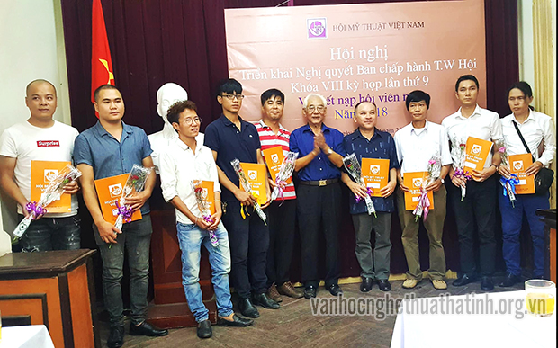 Chùm tác phẩm của họa sĩ Nguyễn Văn Dương