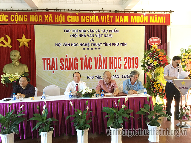 Trại sáng tác văn học 2019 tại Phú Yên