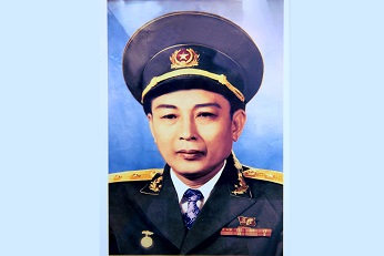 Một số hình ảnh tư liệu về Trung tướng Đồng Sỹ Nguyên