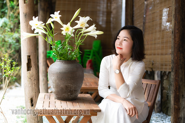 Giai điệu tháng Tư trong sắc hoa loa kèn