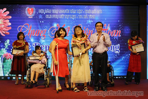 Liên hoan Vẻ đẹp Hoa Xương rồng Hà Tĩnh năm 2019