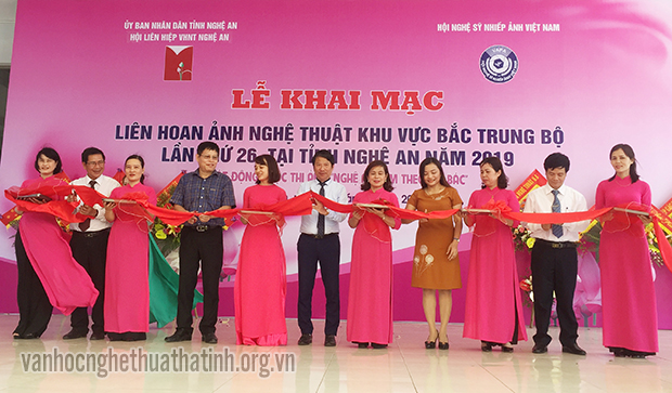 Khai mạc Liên hoan ảnh nghệ thuật khu vực Bắc Trung Bộ lần thứ 26