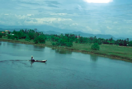 Tản văn DÒNG SÔNG TRÔI QUA TÔI  của Đào An Duyên