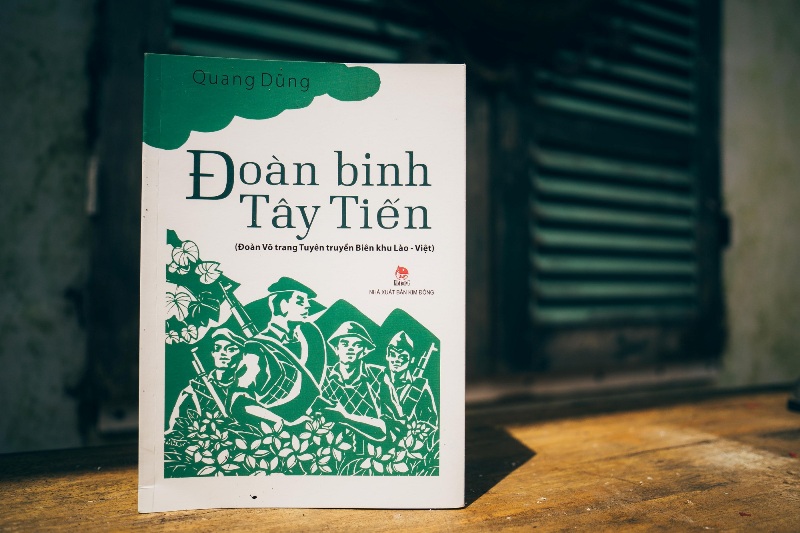 Ra mắt tập di cảo – hồi ký “Đoàn binh Tây Tiến” của nhà thơ Quang Dũng