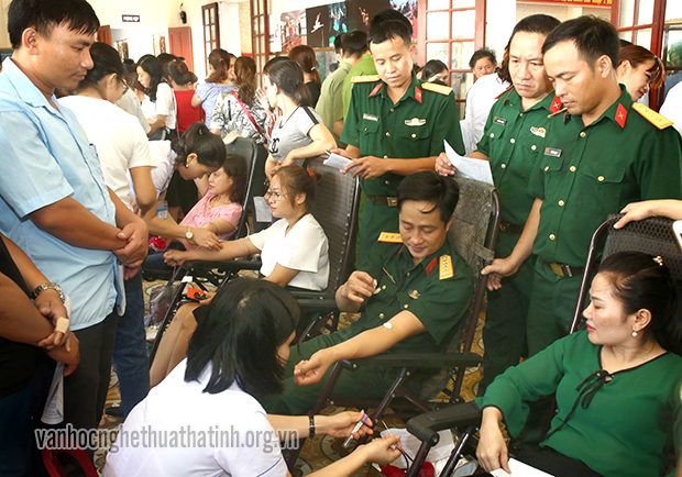 Hương Sơn tổ chức hiến máu tình nguyện