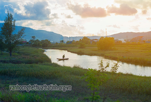 Chùm ảnh mùa thu trên sông quê