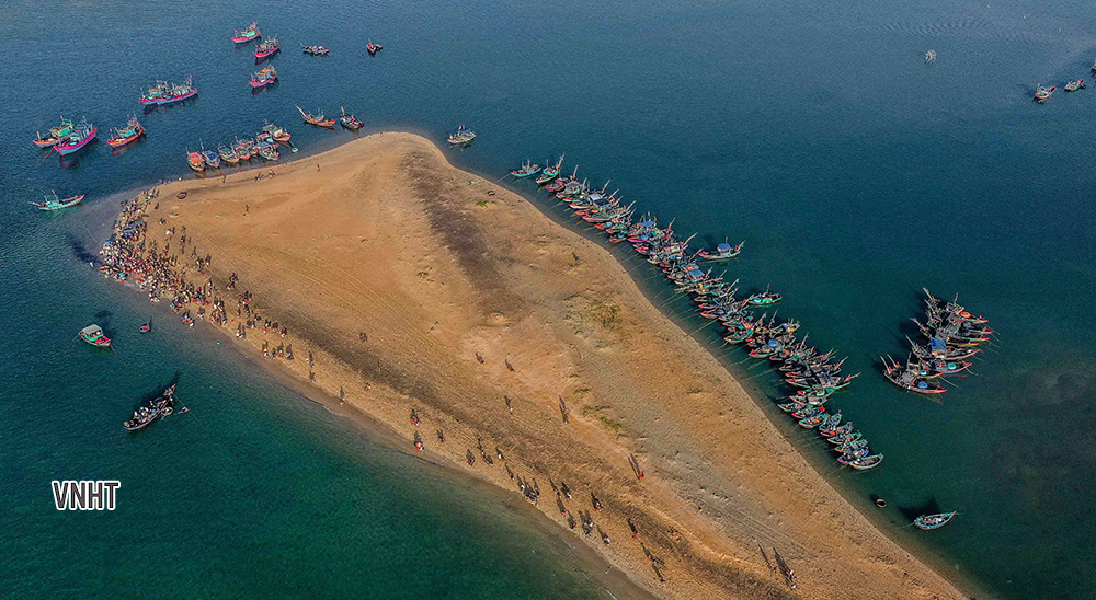 Chùm thơ của nhiều tác giả - Tạp chí Hồng Lĩnh số 157