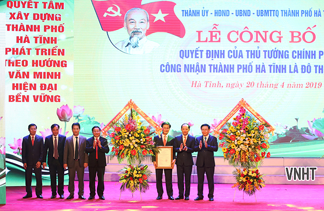 Xây dựng thành phố Hà Tĩnh tương xứng với vai trò trung tâm tỉnh lỵ