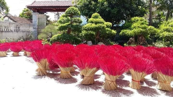 Tản văn NHỚ HƯƠNG VỊ TẾT XƯA của Bùi Đức Hạnh