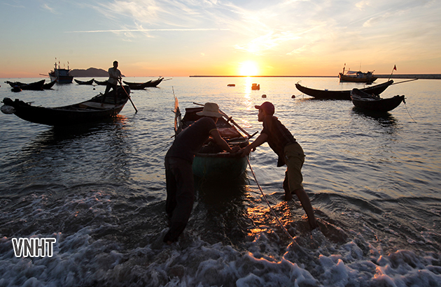 Bình minh trên biển Kỳ Lợi