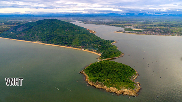 Rú Bể (Nam Giới) một danh sơn kỳ vĩ