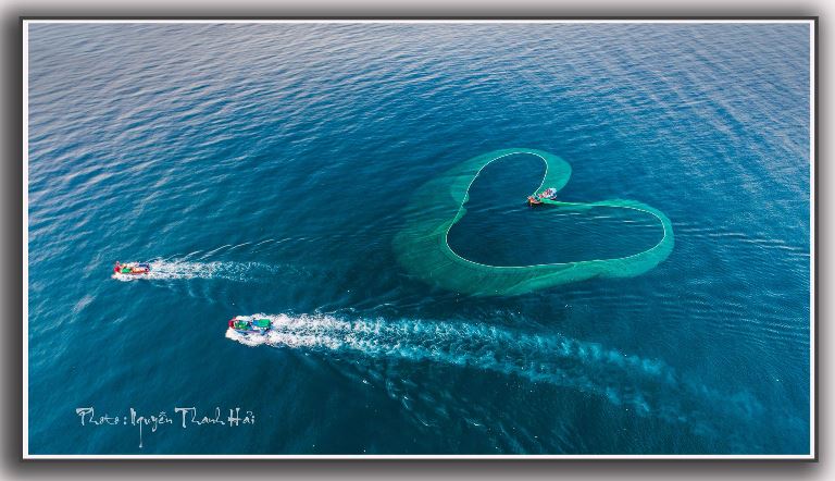 Chùm ảnh về biển của Nghệ sĩ Nhiếp ảnh Nguyễn Thanh Hải