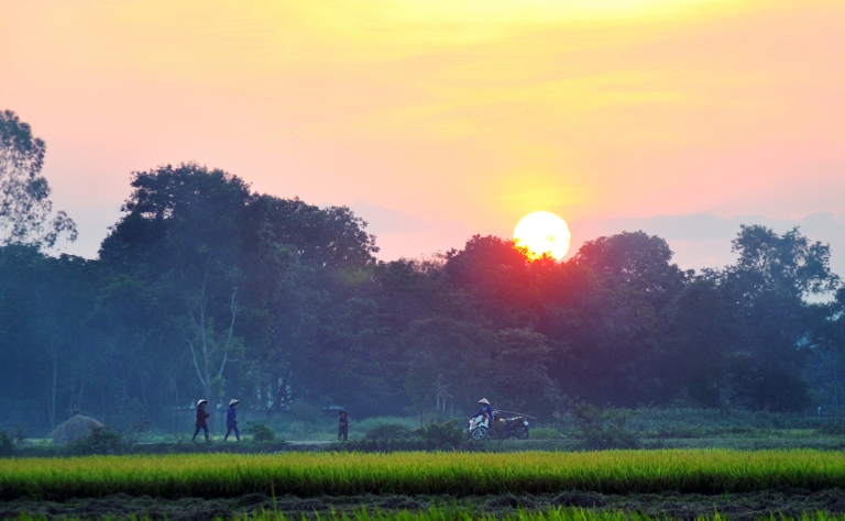 Hoàng hôn trên phố núi Hương Sơn