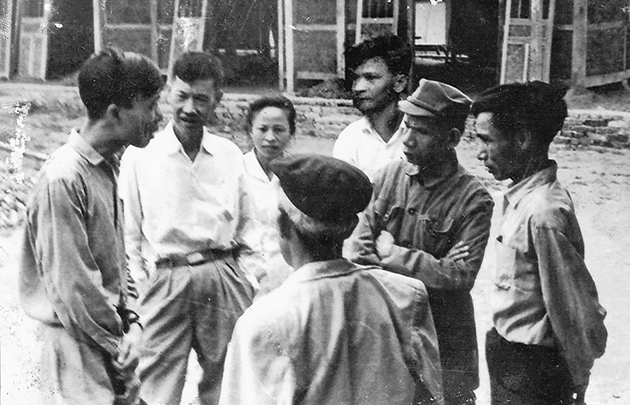 GIỮ TRỌN NIỀM THỦY CHUNG