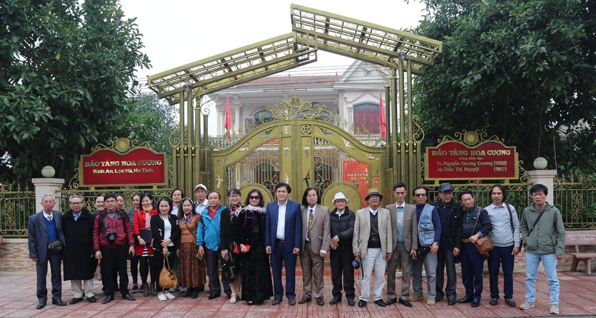 Hội Liên hiệp VHNT tỉnh Hà Tĩnh tổ chức chuyến đi thực tế sáng tác về đề tài Nông thôn mới