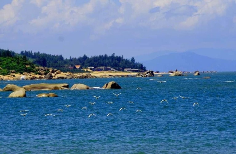 Chùm thơ các tác giả trên Tạp chí Hồng Lĩnh số tháng 6 - 2021 