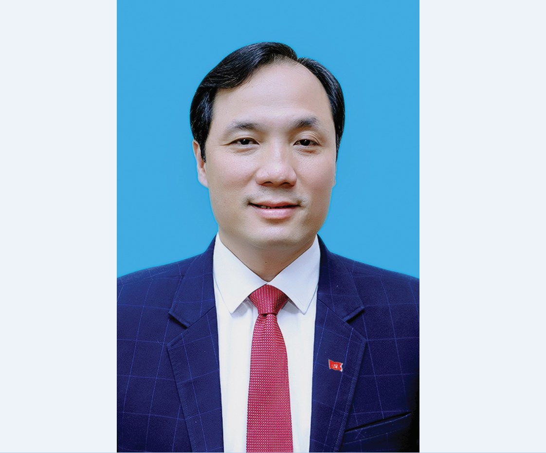 Thư chúc mừng năm mới 2022 của Bí thư Tỉnh ủy, Chủ tịch HĐND tỉnh Hoàng Trung Dũng