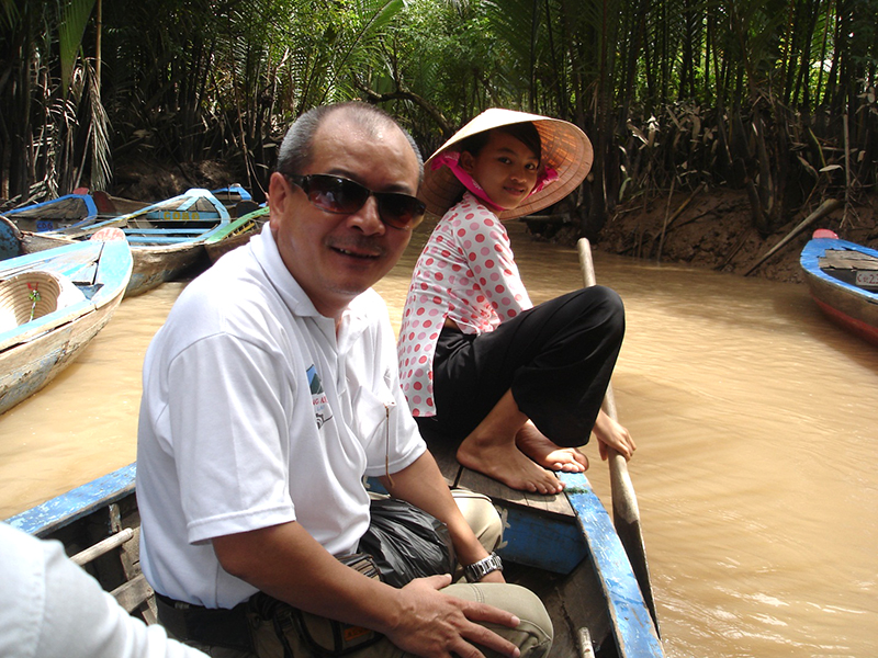 “Kinh nghiệm của tôi là phải viết ngay, viết tươi ngay khi cảm xúc còn nóng hổi”