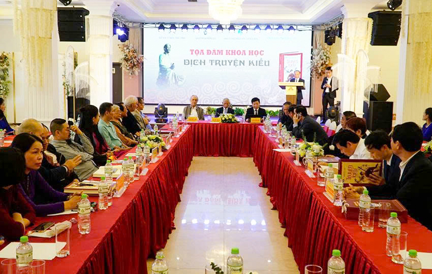 Tổ chức Tọa đàm khoa học “Dịch Truyện Kiều”