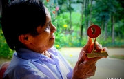 Lão nông tật nguyền gần 30 năm gieo chữ, giúp hàng ngàn học sinh nghèo Hương Khê  chắp cánh ước mơ